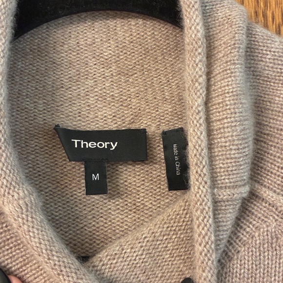 Theory 100% Cashmere “Karinella O” Soft Turtleneck Sweater – Taupe, Size M - Picture 3 of 4